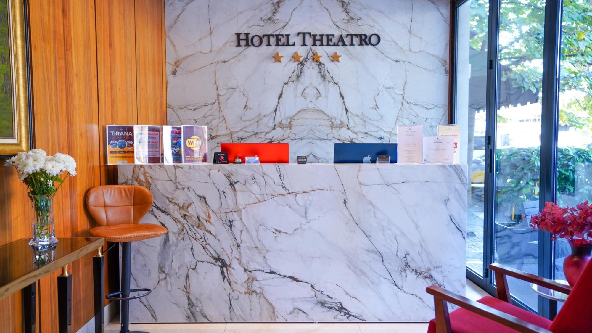 Hotel Theatro- City Center ティラナ エクステリア 写真